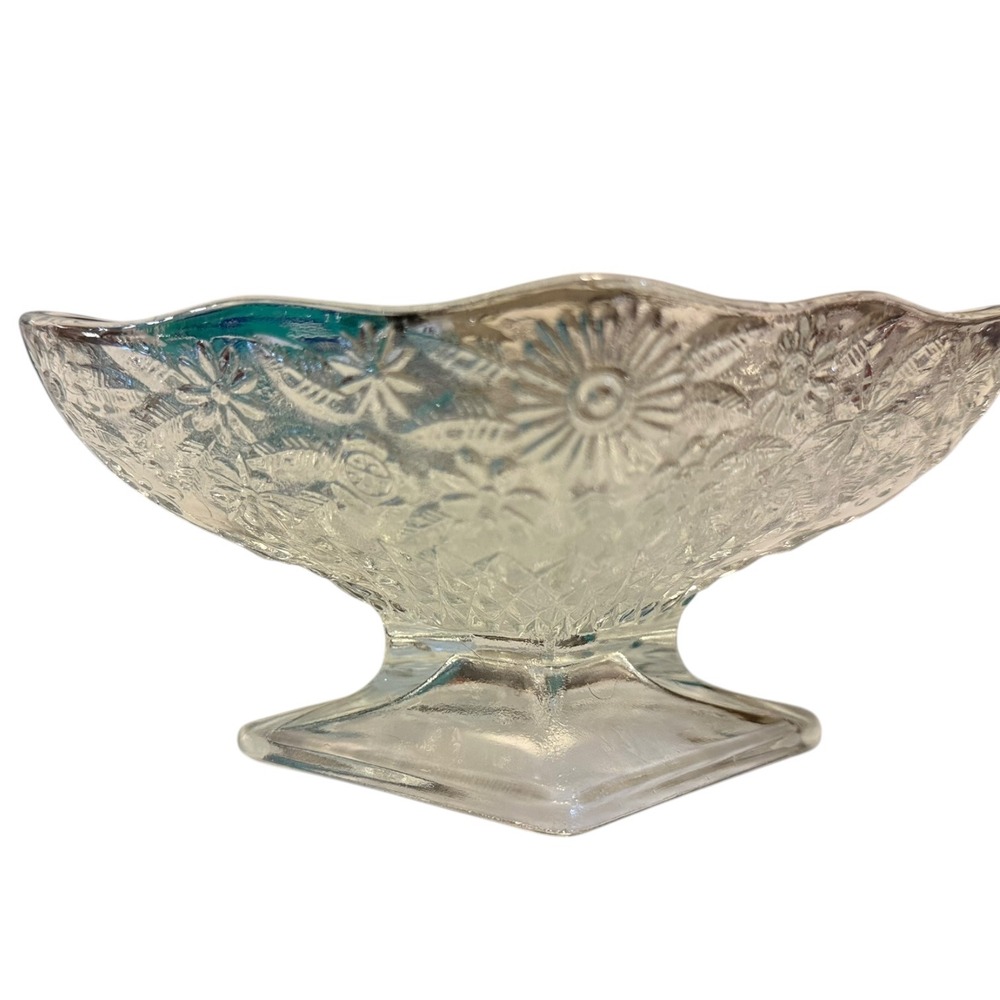 Vintage Indiana Glass Pineapple Floral Compote Cottagecore Grandmillennial Dish - Picture 4 of 13